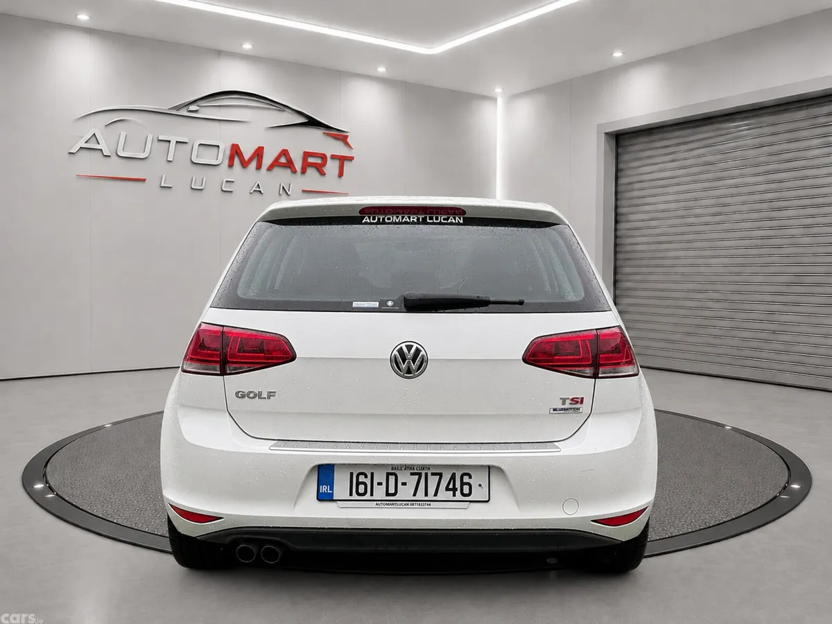 Volkswagen Golf Hatchback, Petrol, 2016, White