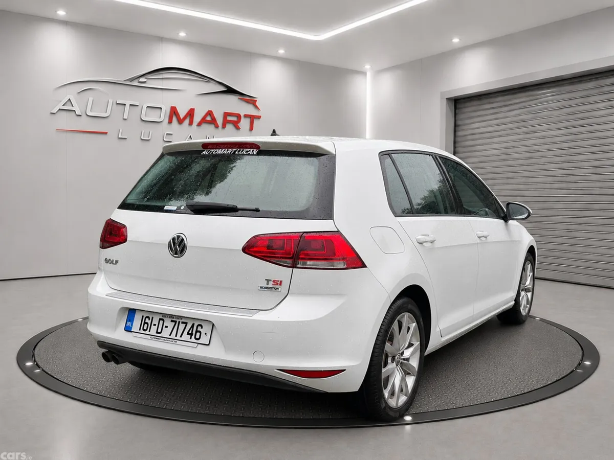 Volkswagen Golf Hatchback, Petrol, 2016, White