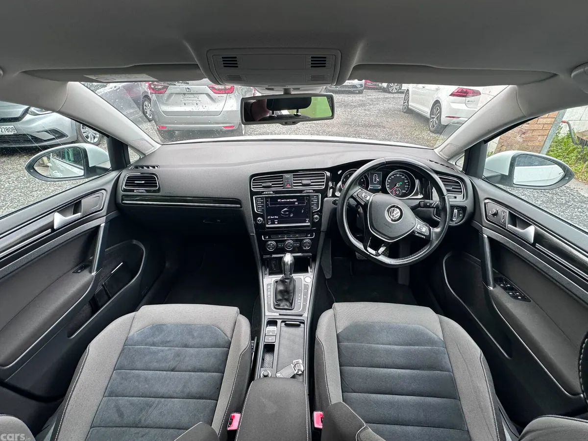 Volkswagen Golf Hatchback, Petrol, 2016, White
