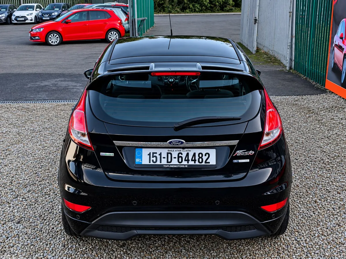 Ford Fiesta Hatchback, Petrol, 2015, Black