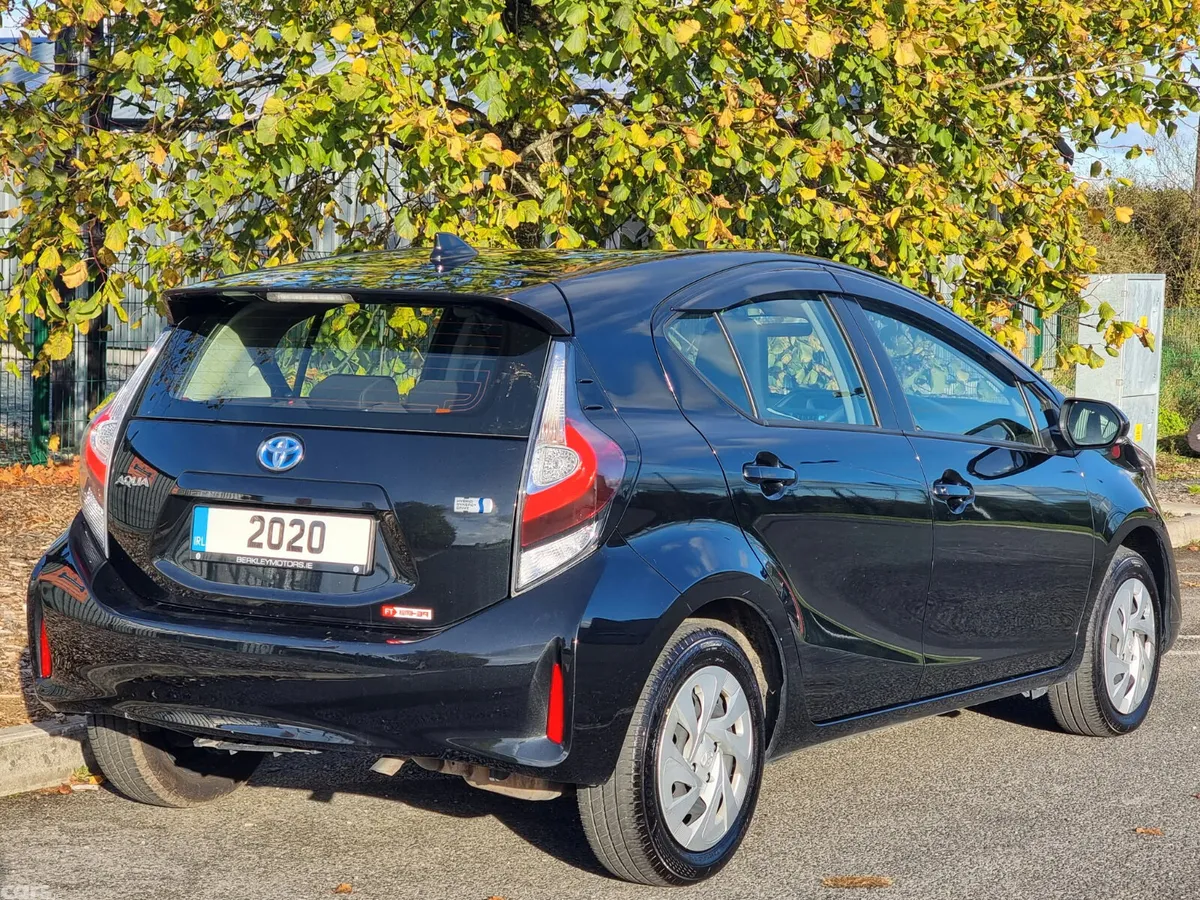 Toyota Aqua Hatchback, Petrol Hybrid, 2020, Black
