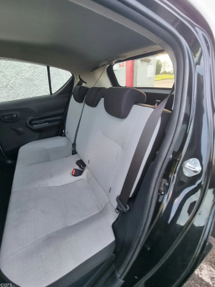 Toyota Aqua Hatchback, Petrol Hybrid, 2020, Black