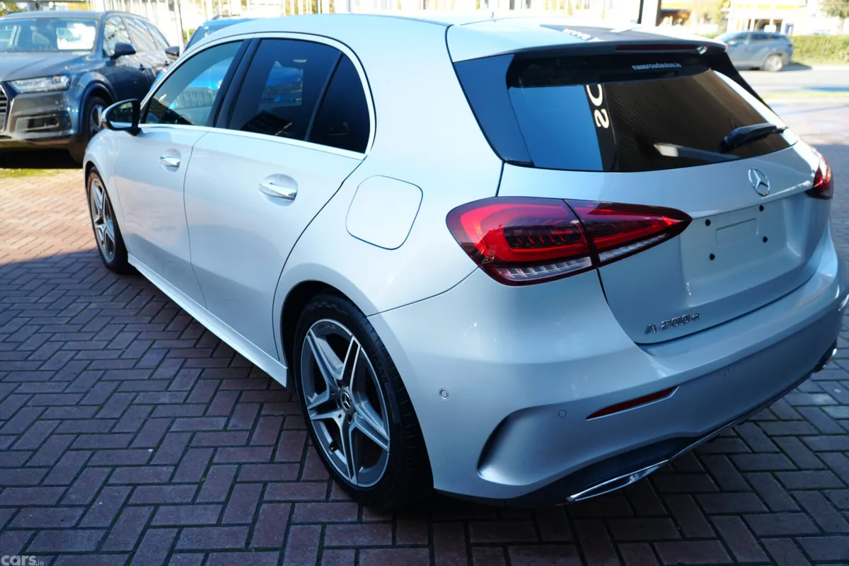 Mercedes-Benz A-Class Hatchback, Diesel, 2019, Silver