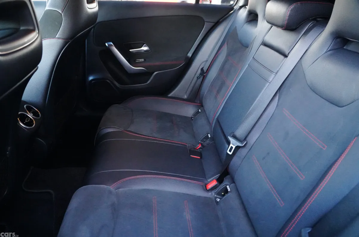 Mercedes-Benz A-Class Hatchback, Diesel, 2019, Silver