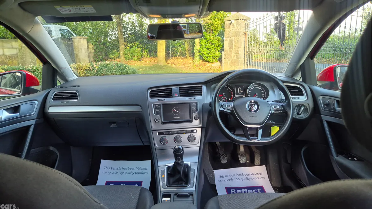 Volkswagen Golf Estate, Petrol, 2016, Red