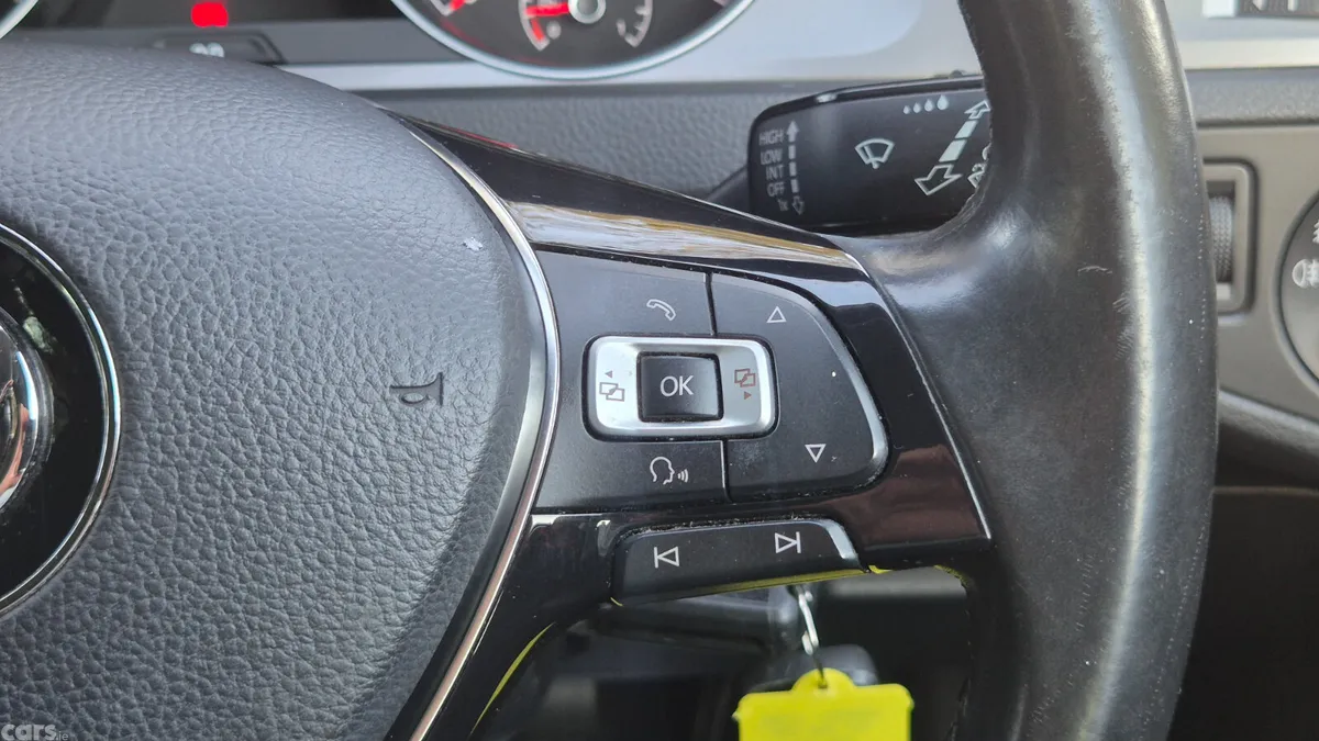 Volkswagen Golf Estate, Petrol, 2016, Red