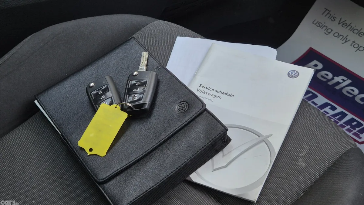 Volkswagen Golf Estate, Petrol, 2016, Red