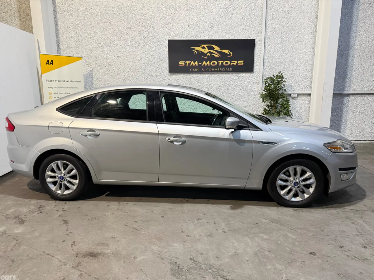 Ford Mondeo Hatchback, Diesel, 2012, Silver
