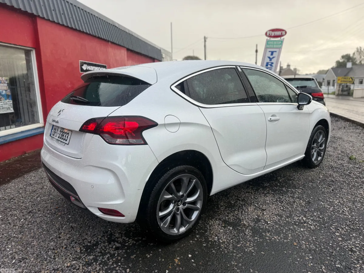 Citroen DS 4 Hatchback, Diesel, 2013, White