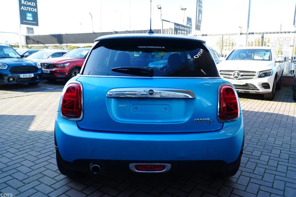 Mini Cooper Hatchback, Diesel, 2019, Grey