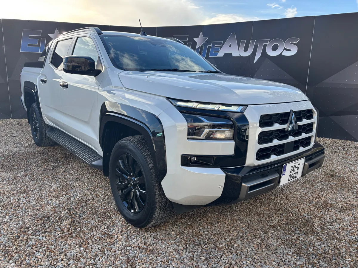 Mitsubishi L200 Pick Up, Diesel, 2024, White
