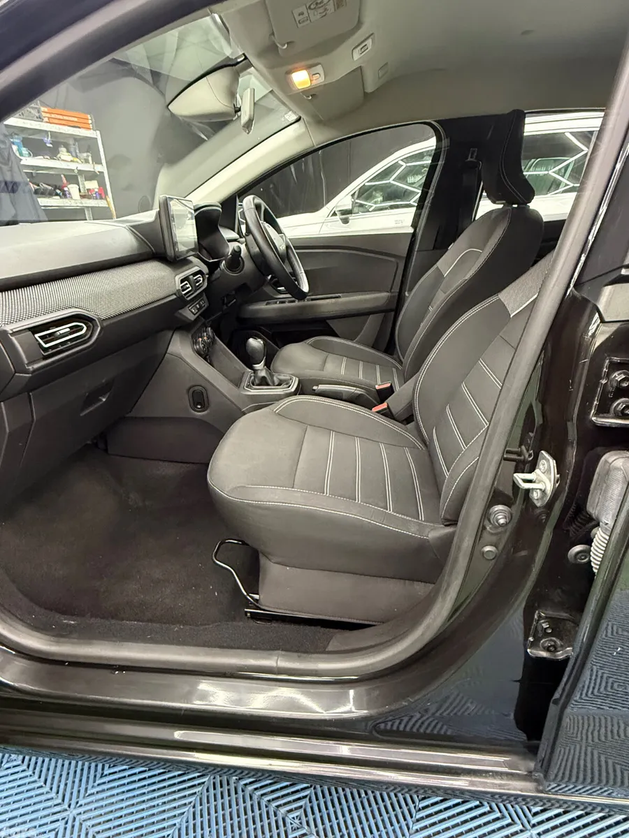 Dacia Sandero Hatchback, Petrol, 2023, Grey