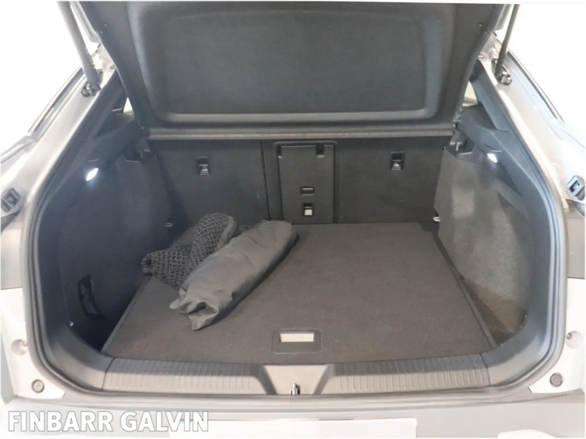Volkswagen ID.5 Estate, Electric, 2023, Grey
