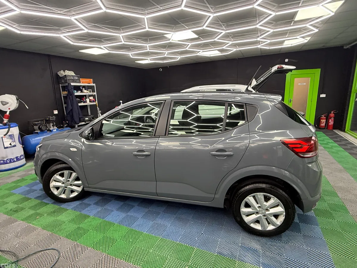 Dacia Sandero Hatchback, Petrol, 2023, Grey