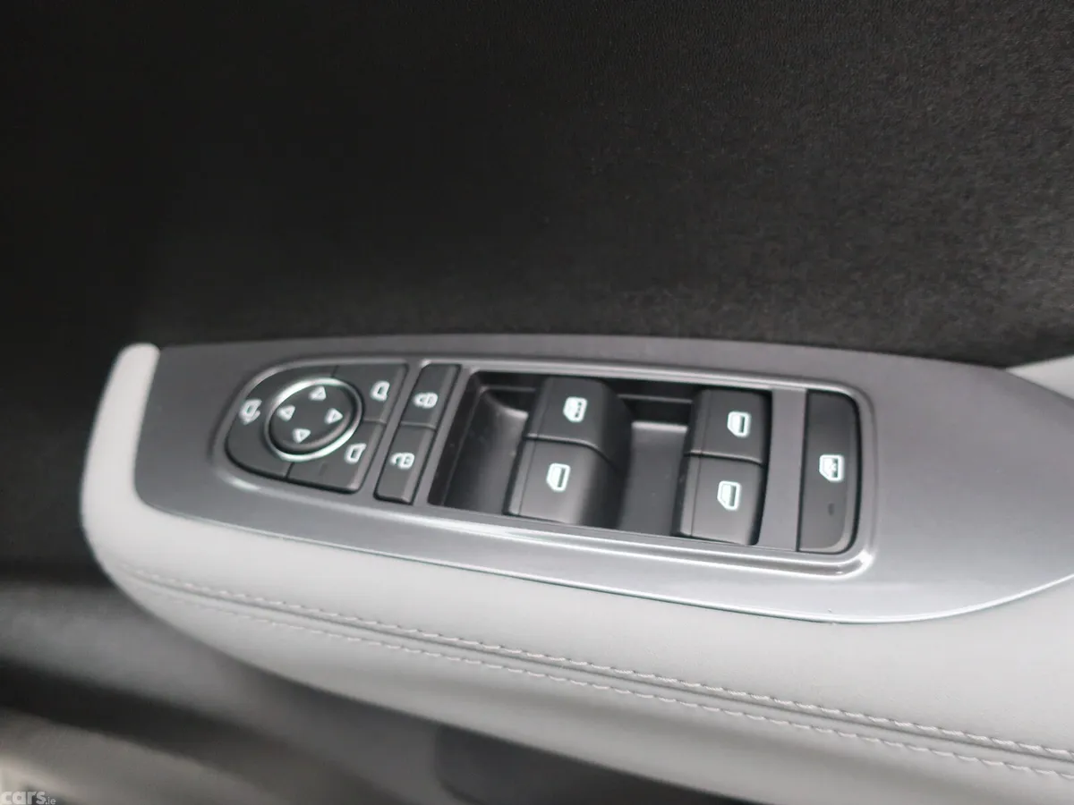BYD DOLPHIN SURF Hatchback, Electric, 2026, White