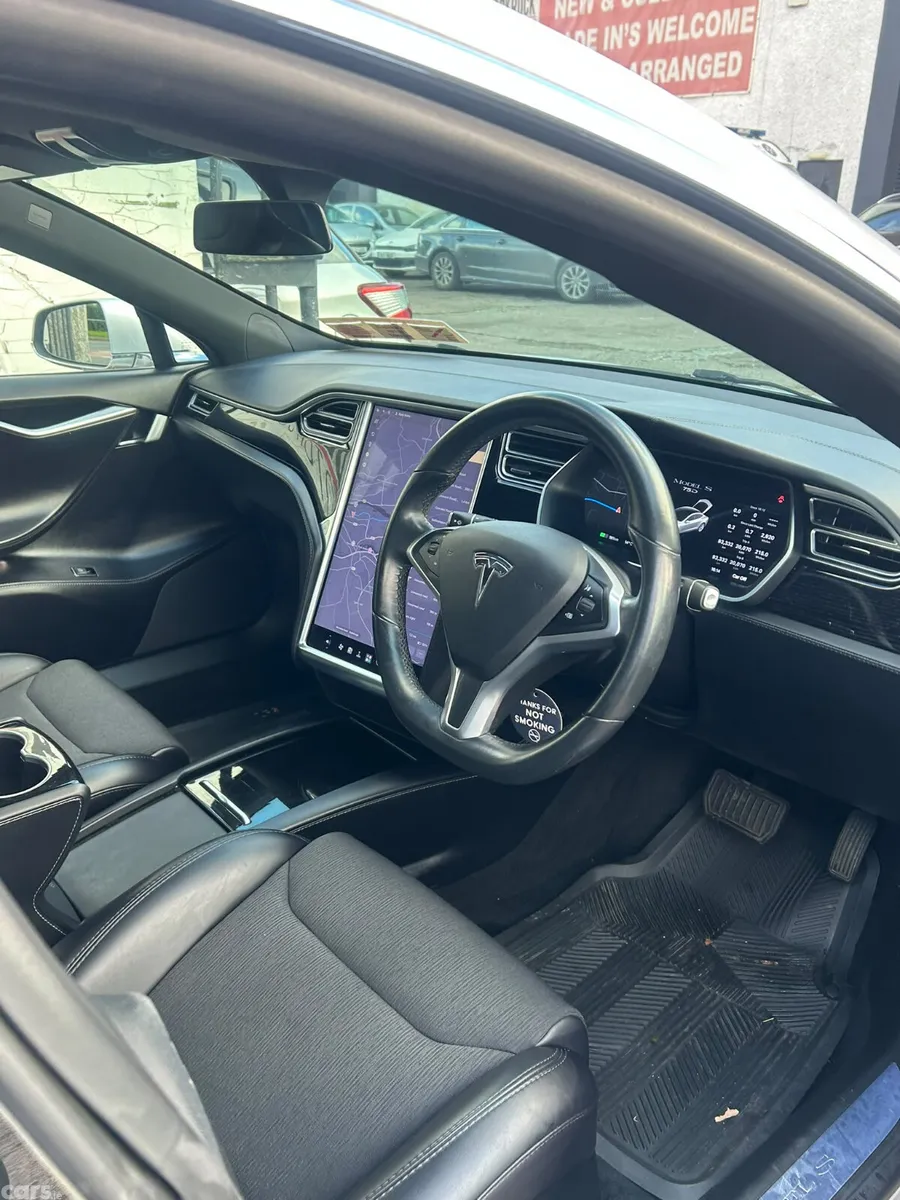 Tesla Model S Hatchback, Electric, 2018, Grey