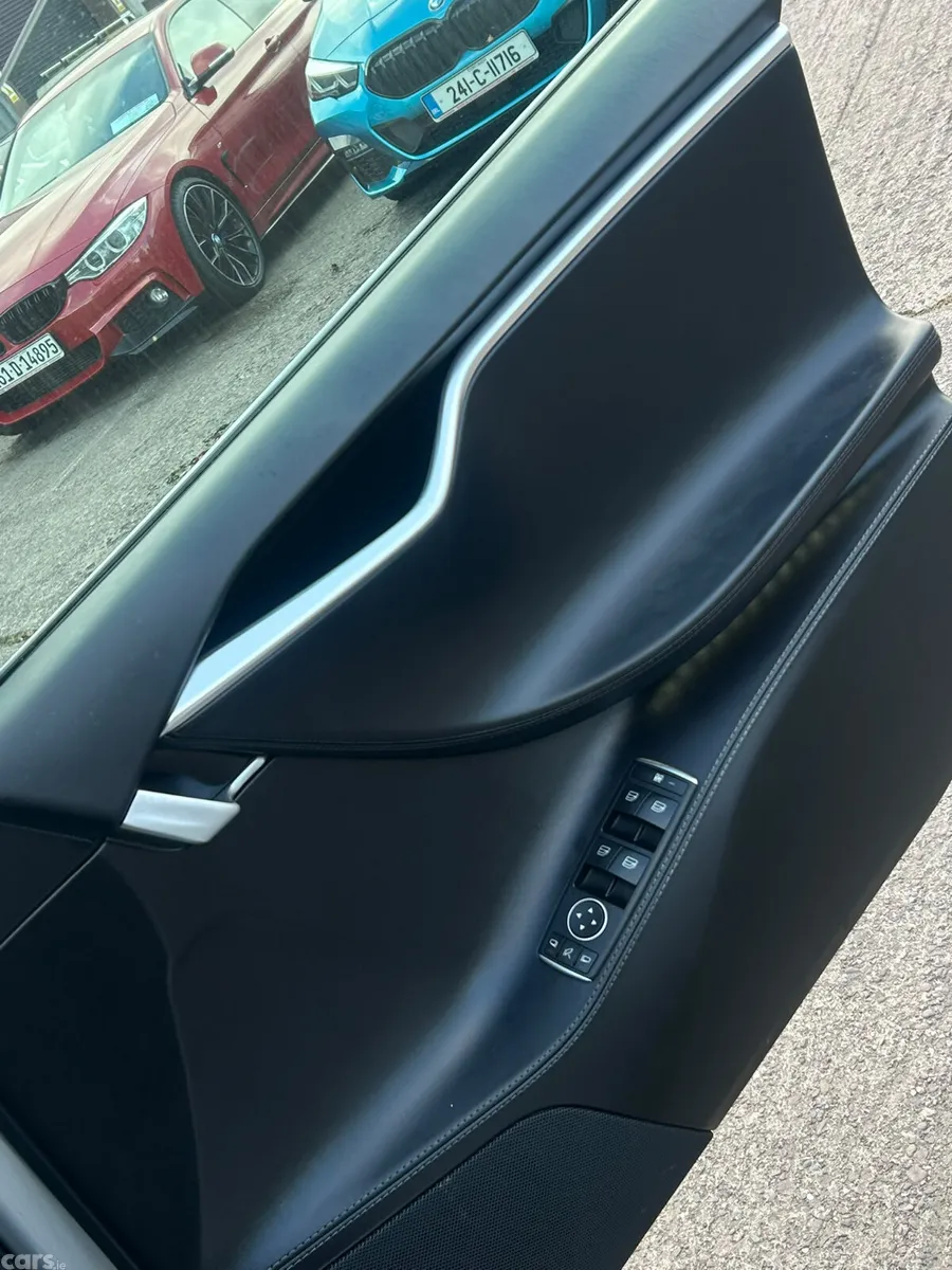 Tesla Model S Hatchback, Electric, 2018, Grey