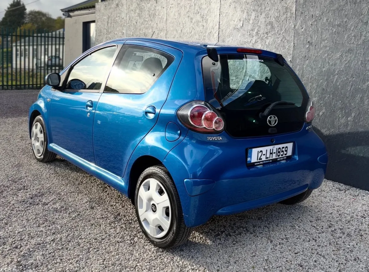 Toyota Aygo Hatchback, Petrol, 2012, Blue