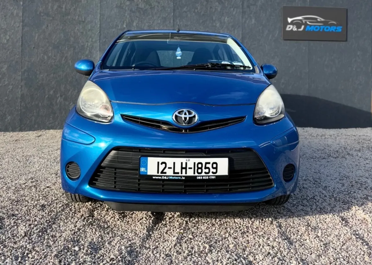 Toyota Aygo Hatchback, Petrol, 2012, Blue