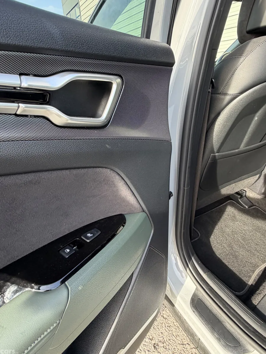 Kia Sportage SUV, Petrol Plug-in Hybrid, 2024, Grey