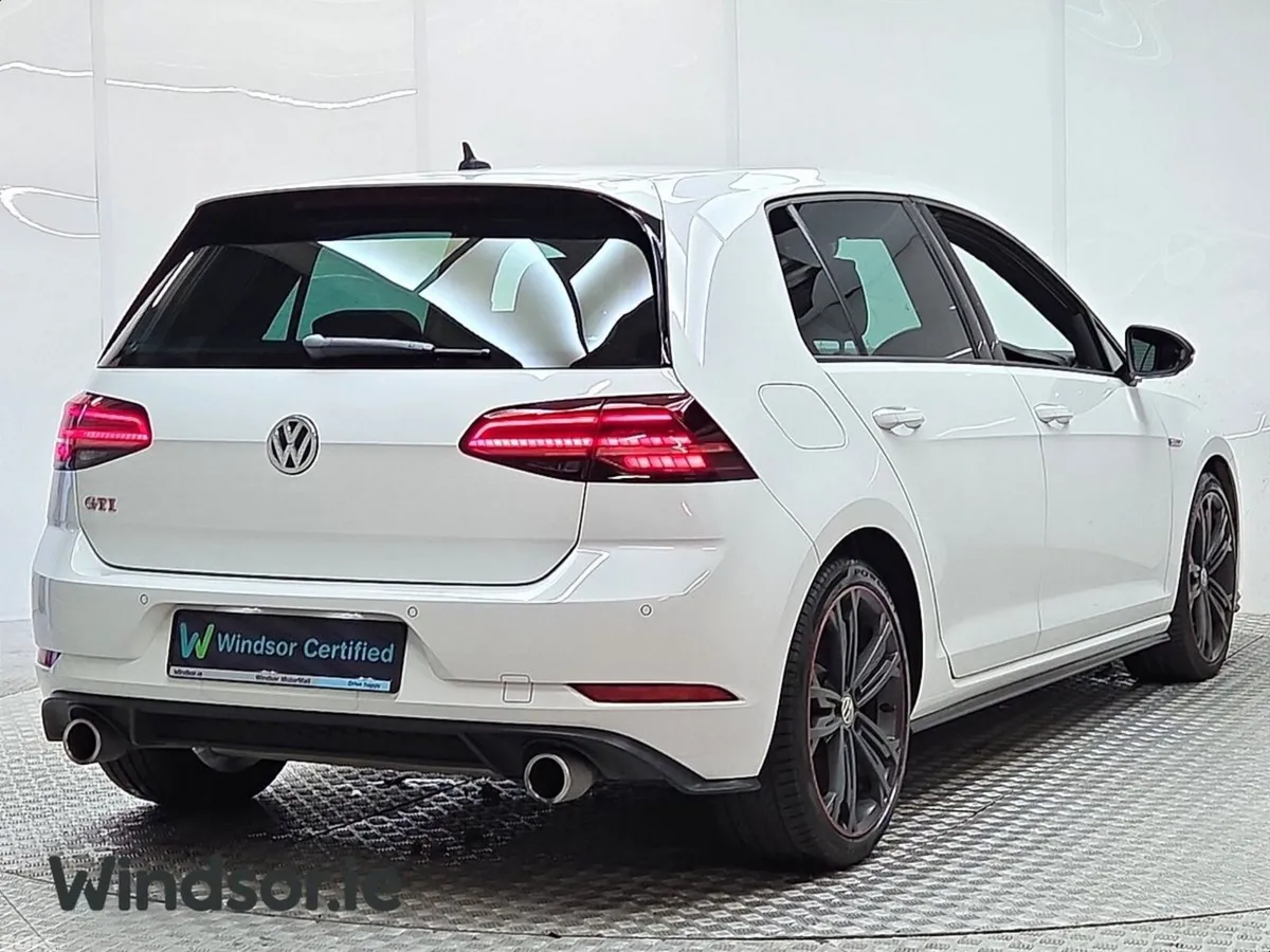 Volkswagen Golf Hatchback, Petrol, 2018, White