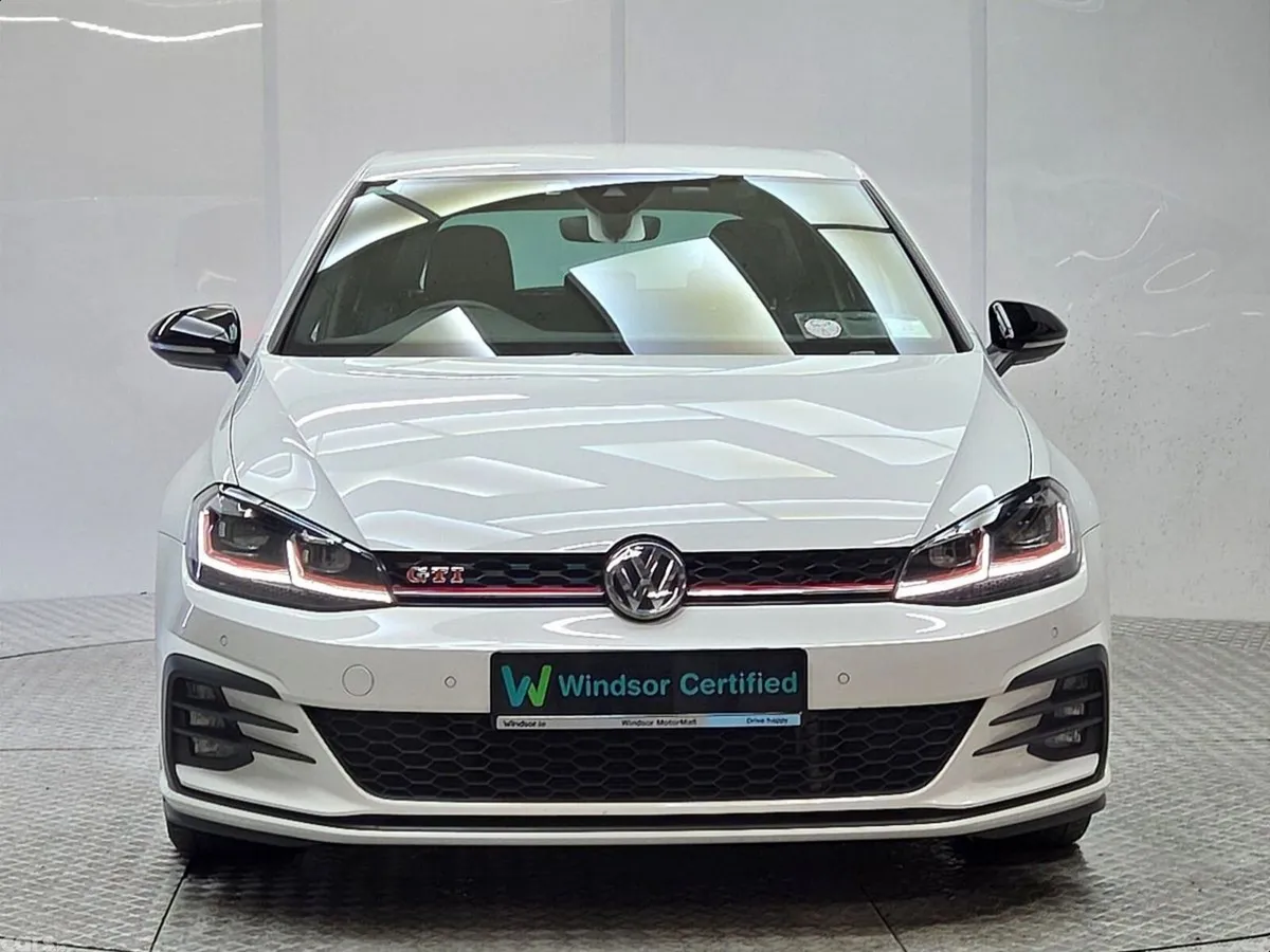Volkswagen Golf Hatchback, Petrol, 2018, White