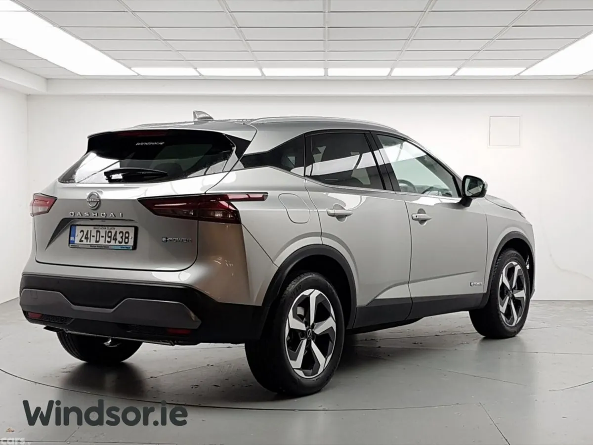 Nissan Qashqai MPV, Petrol, 2024, Grey