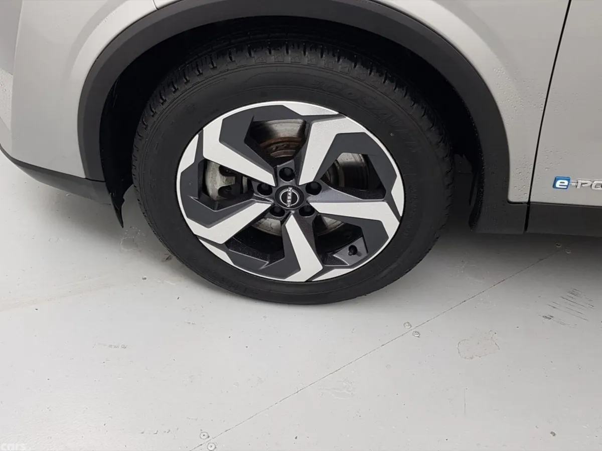Nissan Qashqai MPV, Petrol, 2024, Grey