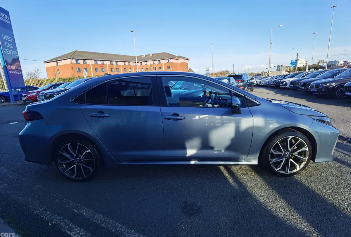 Toyota Corolla Saloon, Petrol Hybrid, 2023, Grey
