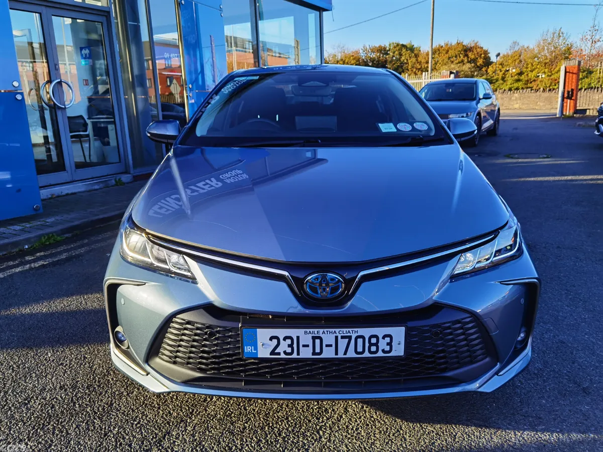 Toyota Corolla Saloon, Petrol Hybrid, 2023, Grey
