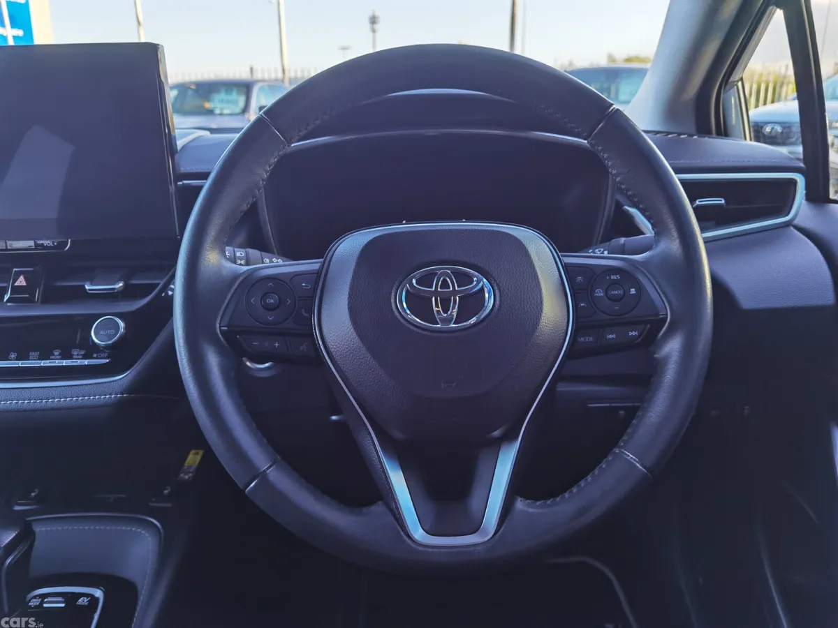Toyota Corolla Saloon, Petrol Hybrid, 2023, Grey