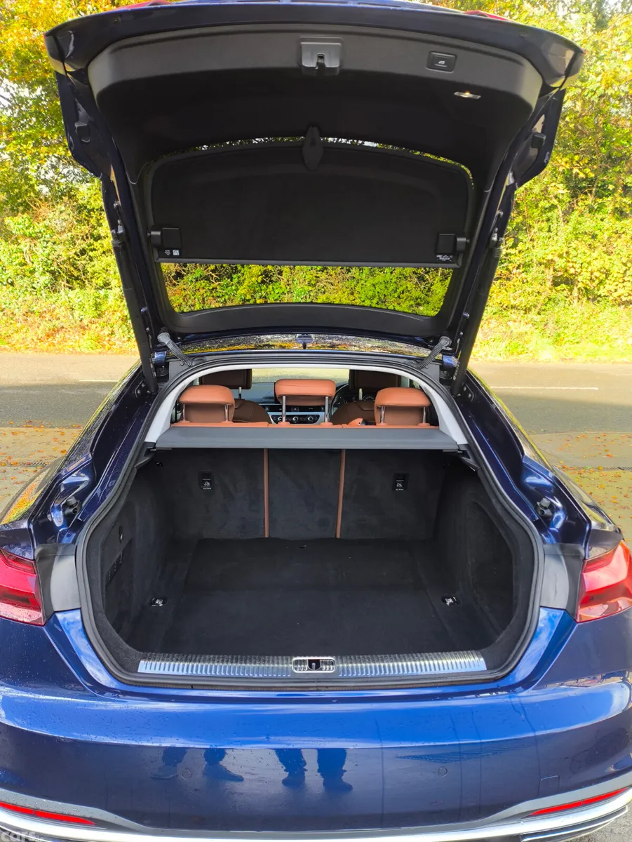 Audi A5 Hatchback, Diesel, 2022, Blue