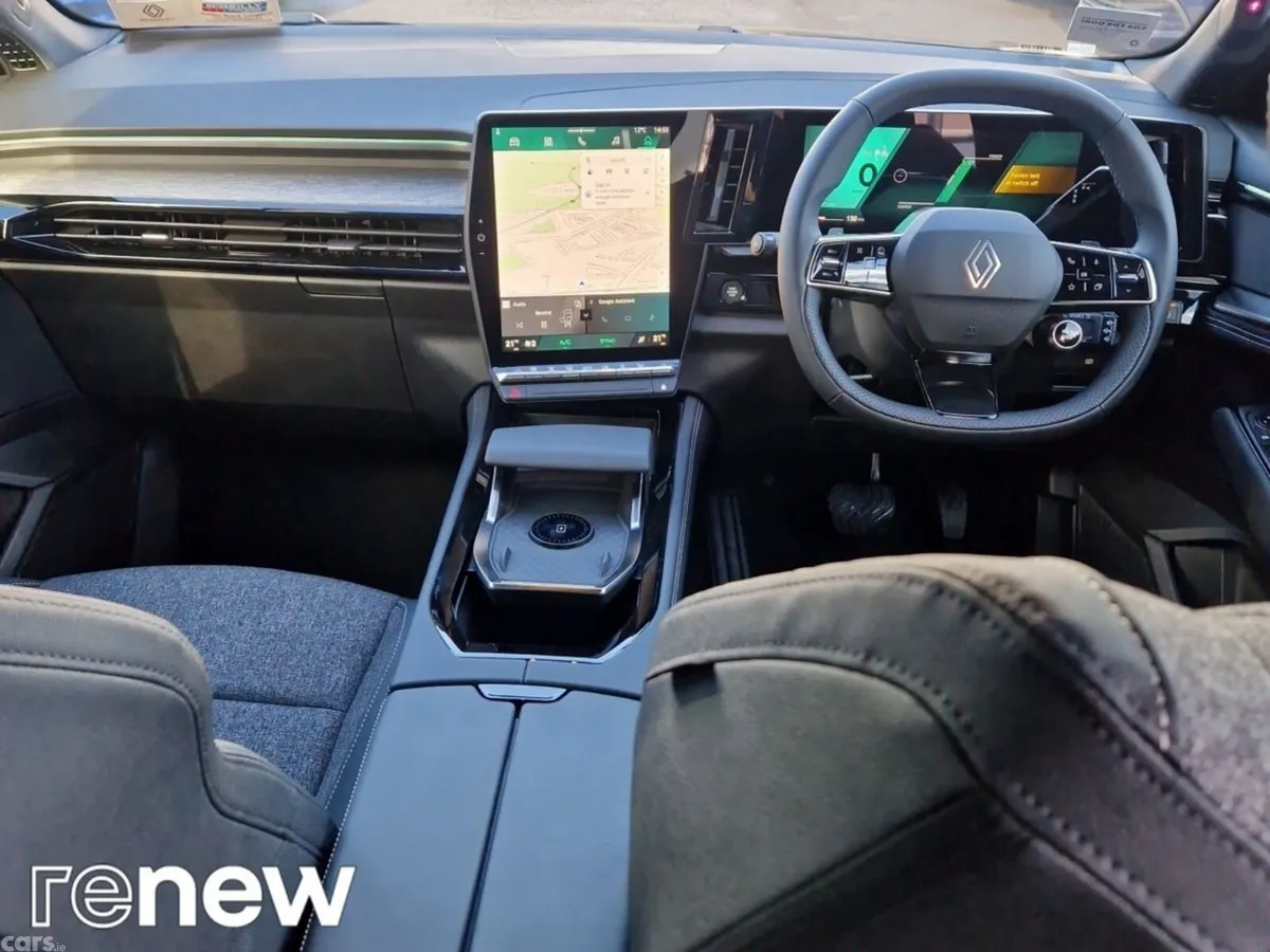 Renault Austral SUV, Diesel Hybrid, 2027, Black