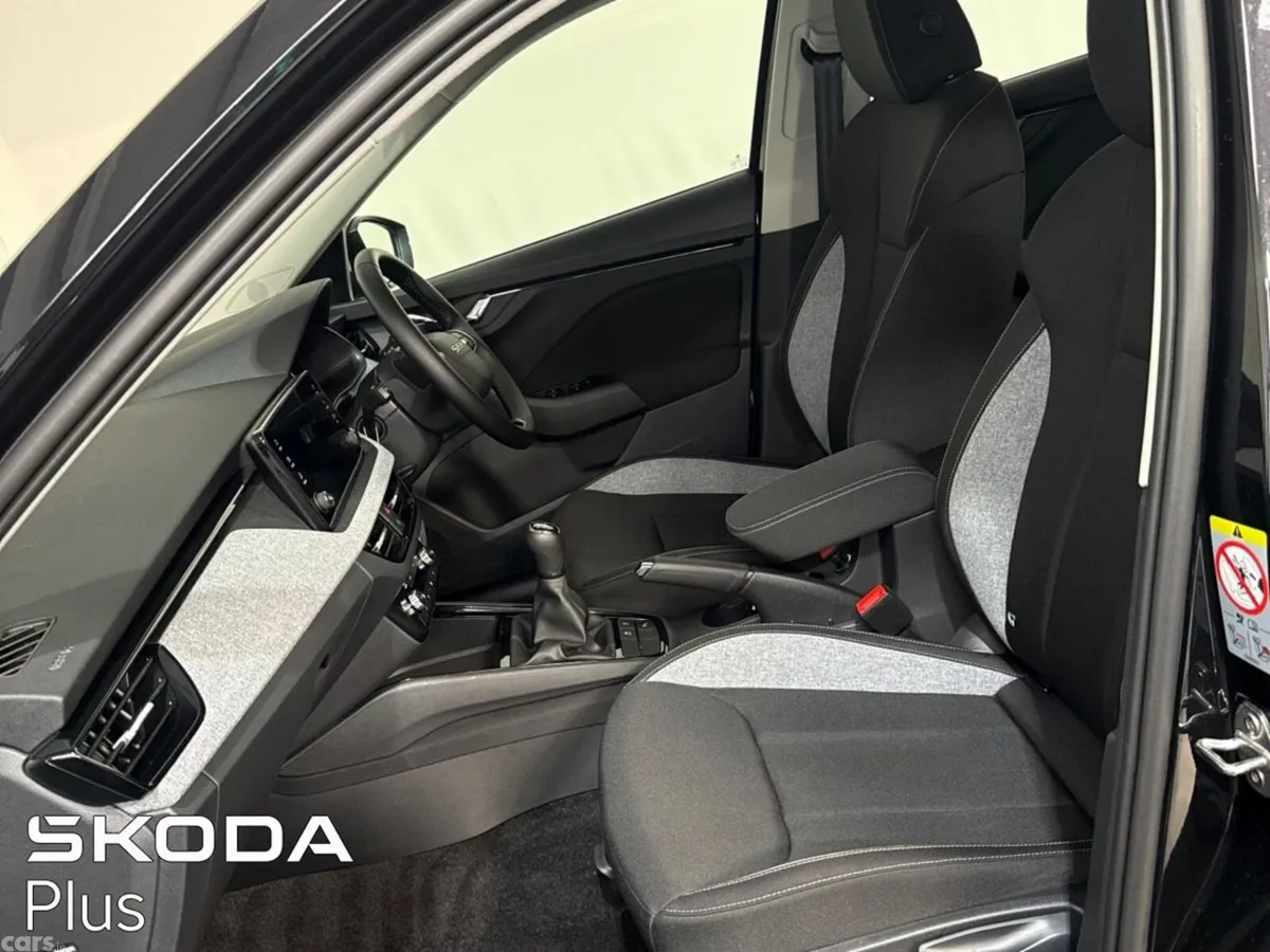 Skoda Kamiq Hatchback, Petrol, 2026, Black