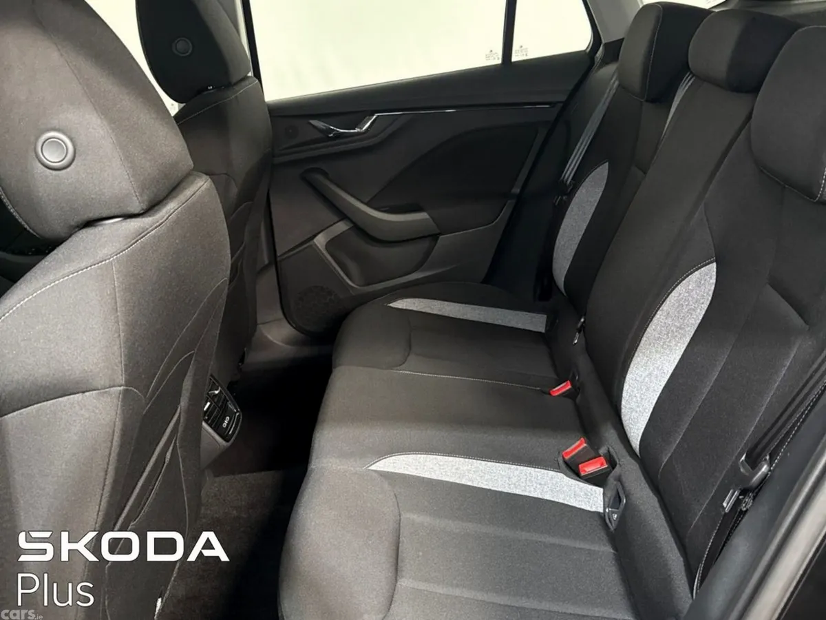 Skoda Kamiq Hatchback, Petrol, 2026, Black