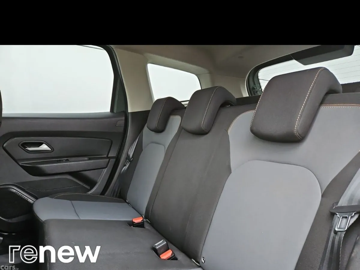 Dacia Duster SUV, Diesel, 2023, Grey