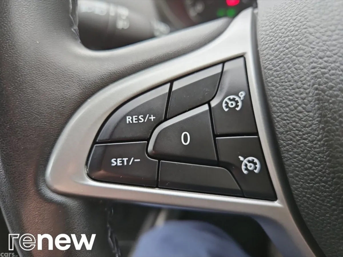 Dacia Duster SUV, Diesel, 2023, Grey
