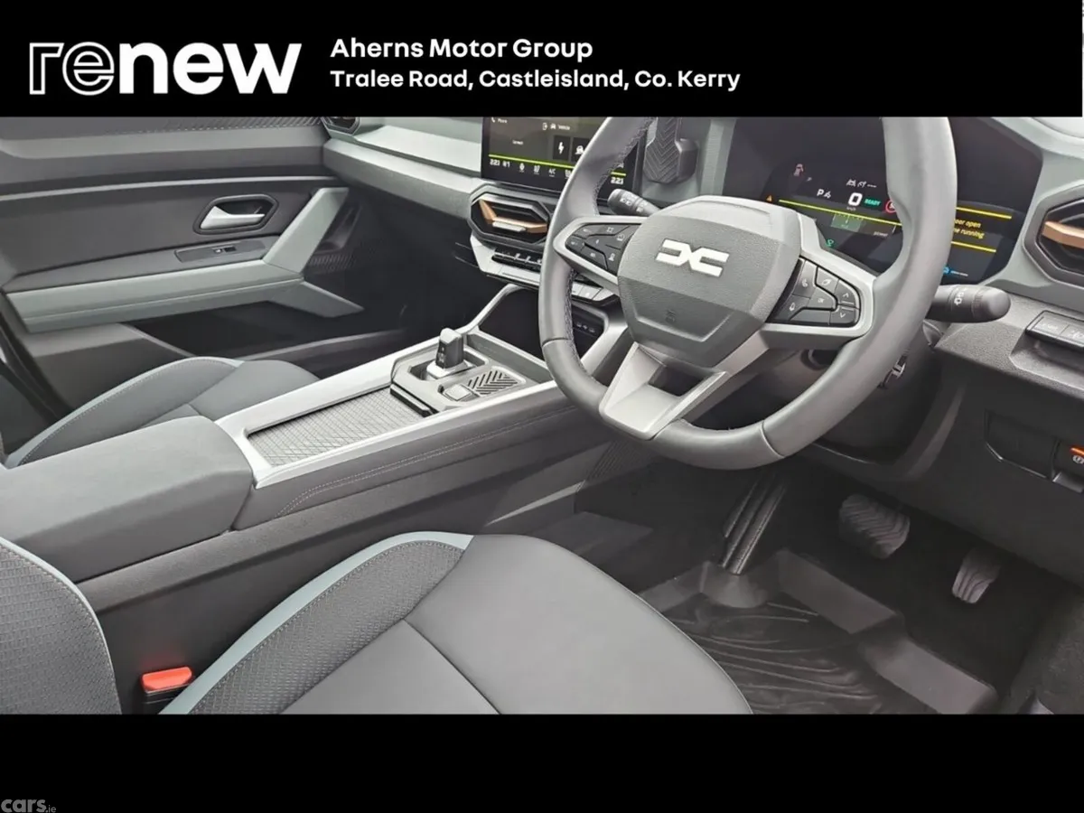 Dacia Bigster Hatchback, Petrol Hybrid, 2025, Grey