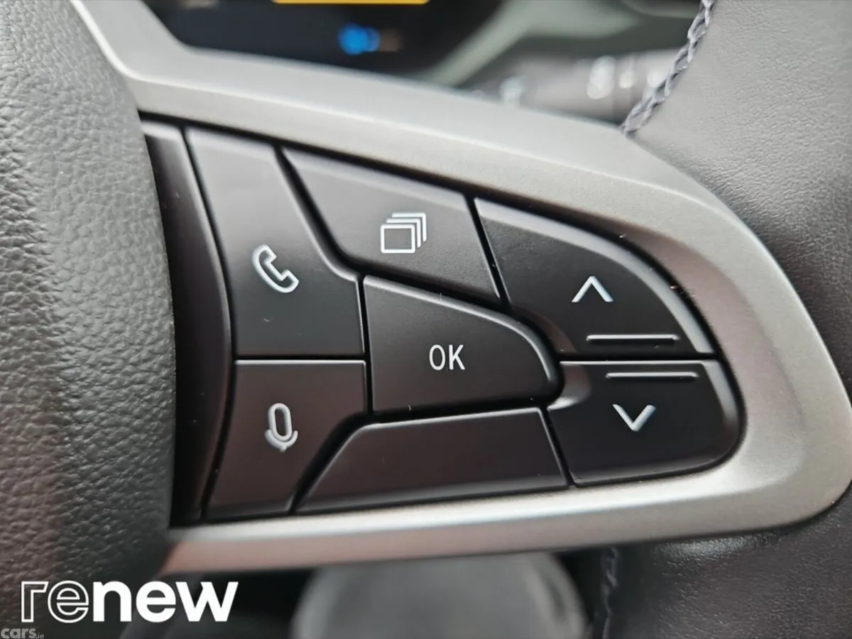 Dacia Bigster Hatchback, Petrol Hybrid, 2025, Grey