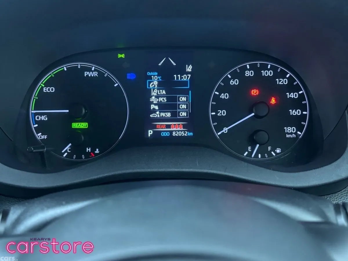 Toyota Yaris Hatchback, Petrol Hybrid, 2021, Silver