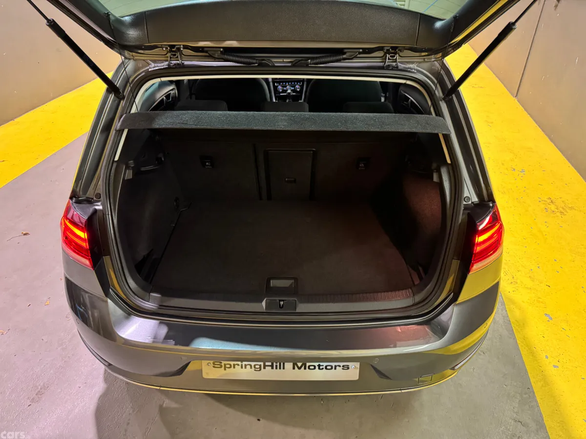 Volkswagen Golf Hatchback, Diesel, 2019, Grey