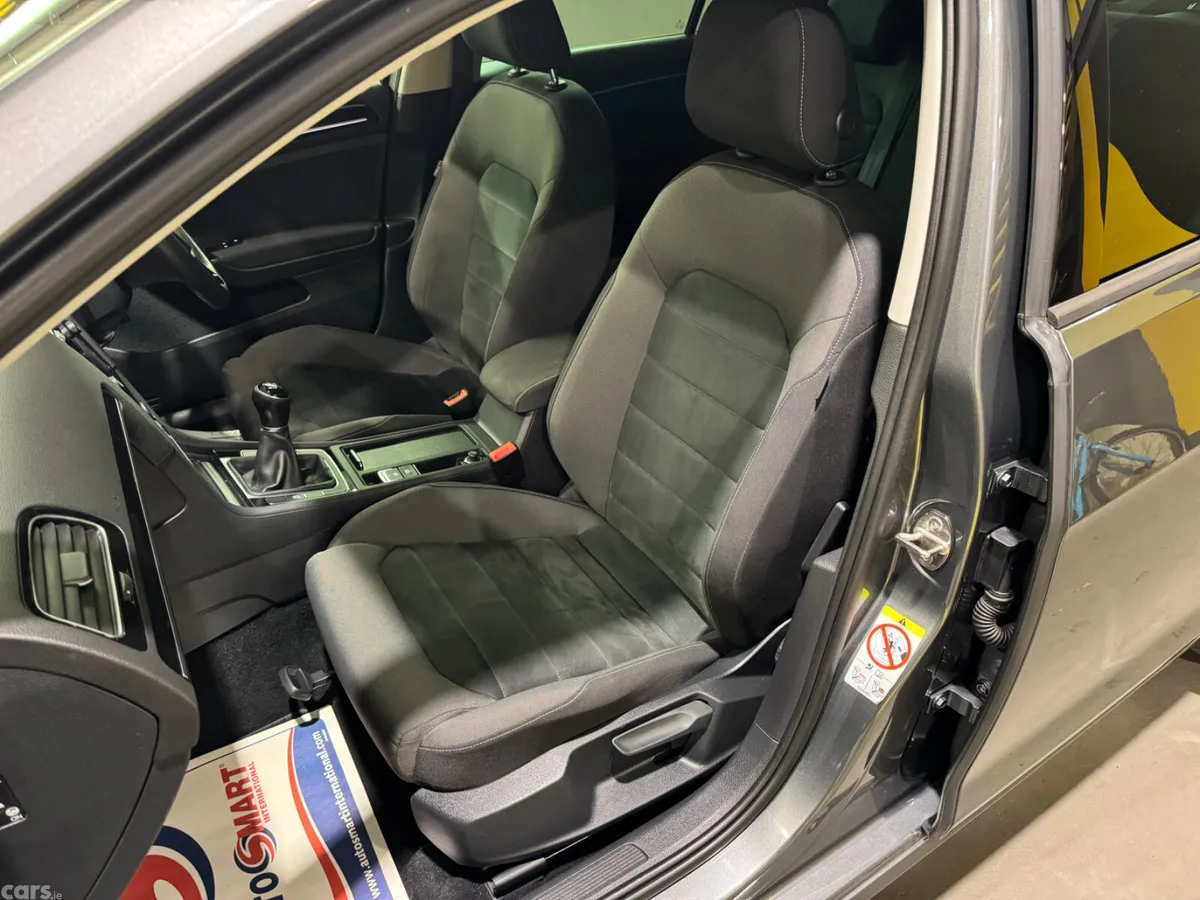 Volkswagen Golf Hatchback, Diesel, 2019, Grey