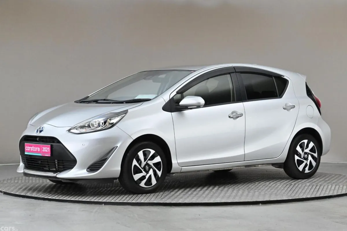 Toyota Aqua Hatchback, Petrol Hybrid, 2021, Silver