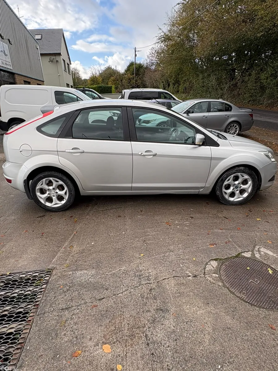 Ford Focus Hatchback, Diesel, 2010, Silver