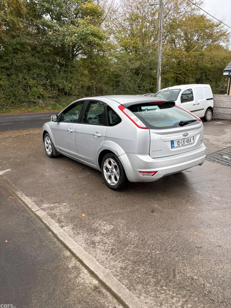 Ford Focus Hatchback, Diesel, 2010, Silver