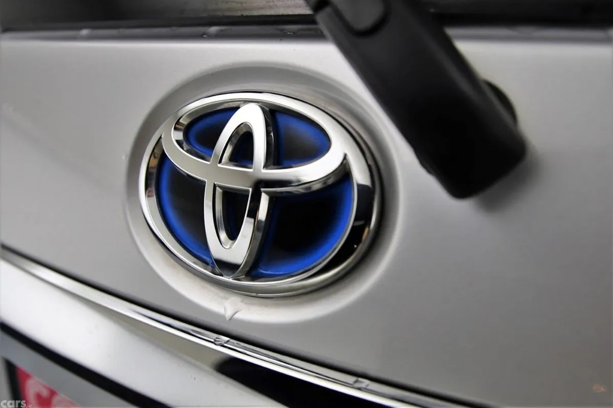 Toyota Aqua Hatchback, Petrol Hybrid, 2021, Silver