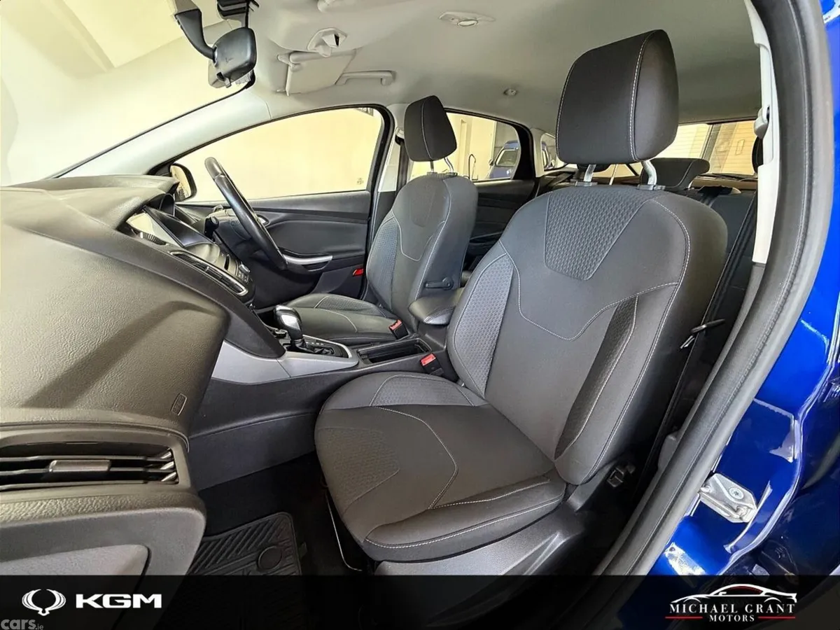 Ford Focus Hatchback, Petrol, 2017, Blue