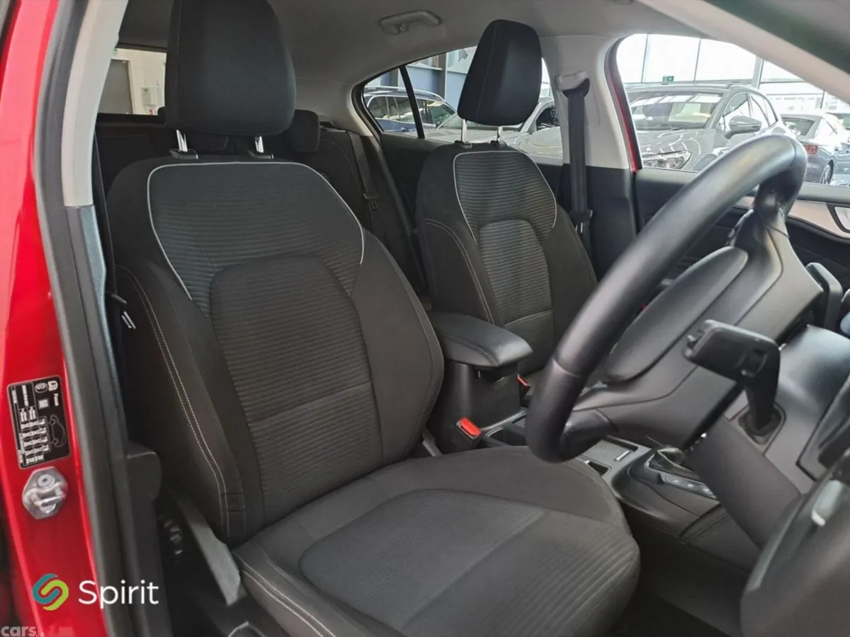 Ford Focus Hatchback, Petrol Hybrid, 2021, Red