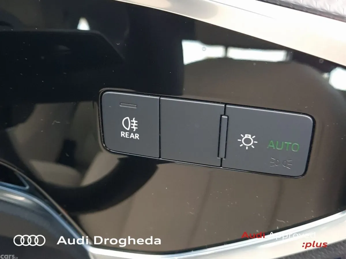 Audi Q3 SUV, Petrol, 2025, Blue