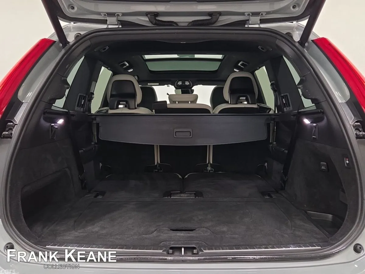 Volvo XC90 SUV, Petrol Plug-in Hybrid, 2023, Grey